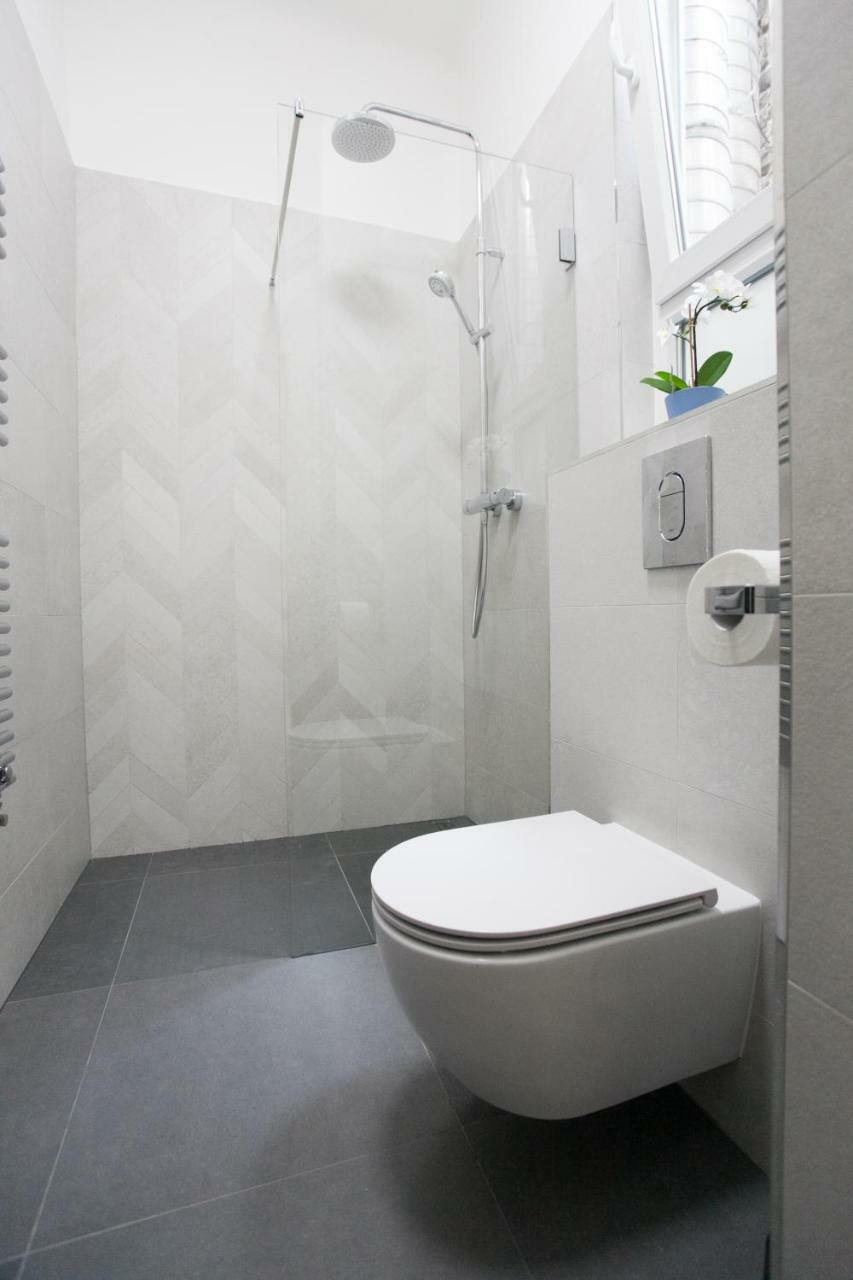 Chic & Charm Apartment Budapest Exterior photo